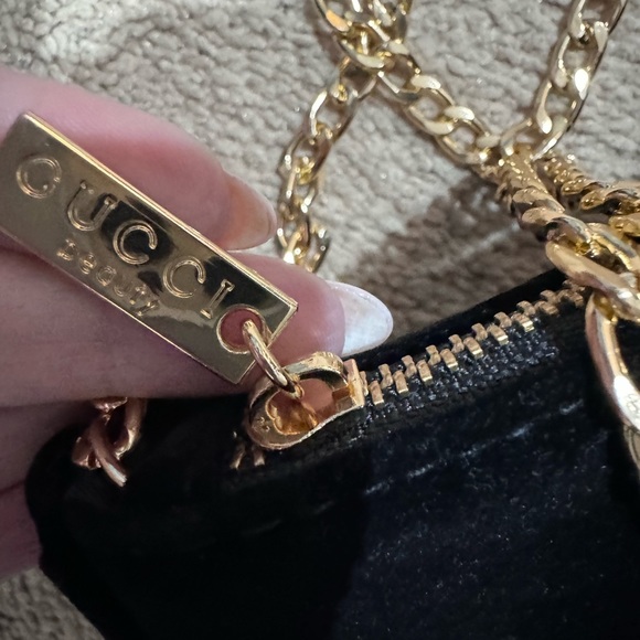 Beautiful Gucci Beauty Bundle - Picture 5 of 7